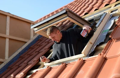 Pose de fenêtres de toit Velux à Rotherens